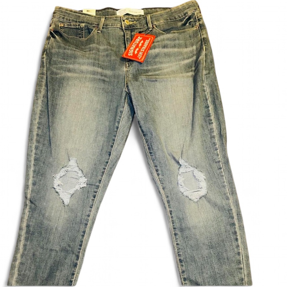 NWT Signature by Levi Strauss Distressed Mid rise Skinny cropped Jeans